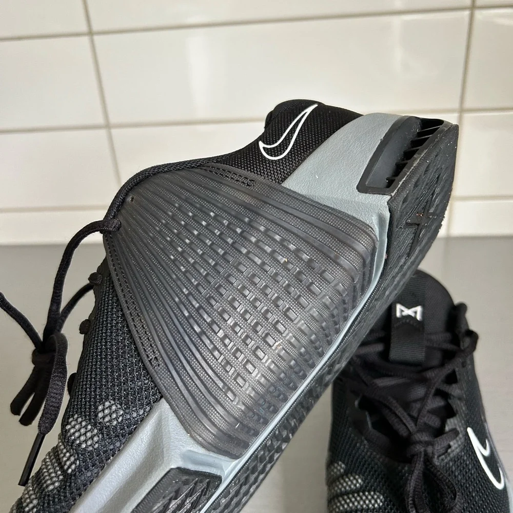 Nike Metcon 9 Black and Gray Athletic Shoes - Picture 5 of 7